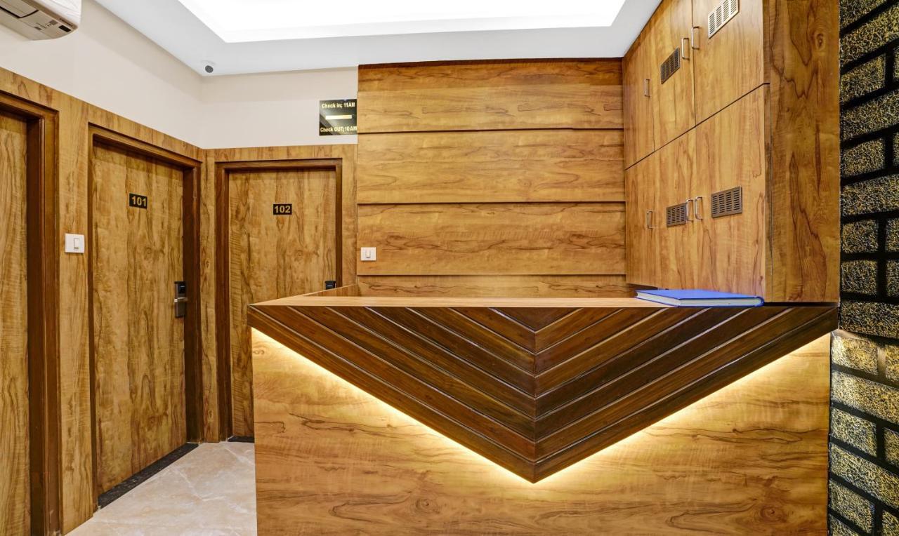 Itsy Hotels Heraa International Bombaim Exterior foto