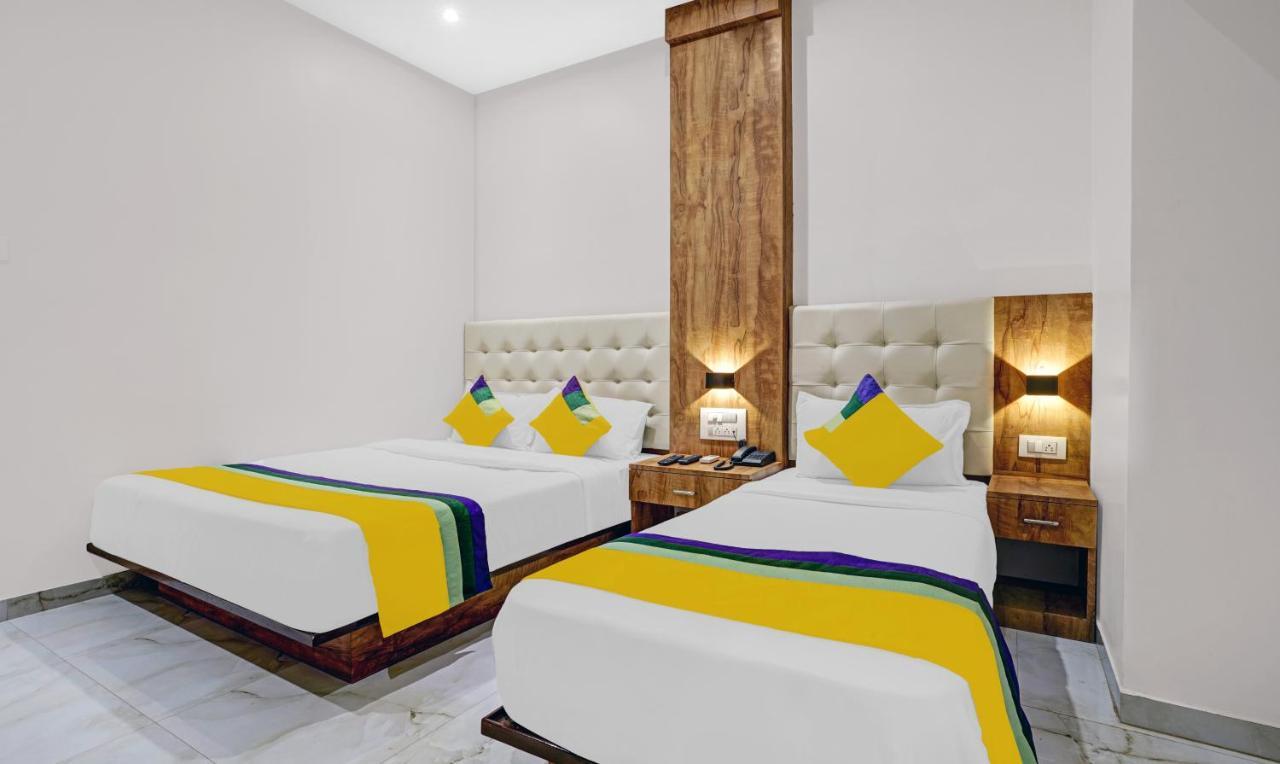 Itsy Hotels Heraa International Bombaim Exterior foto